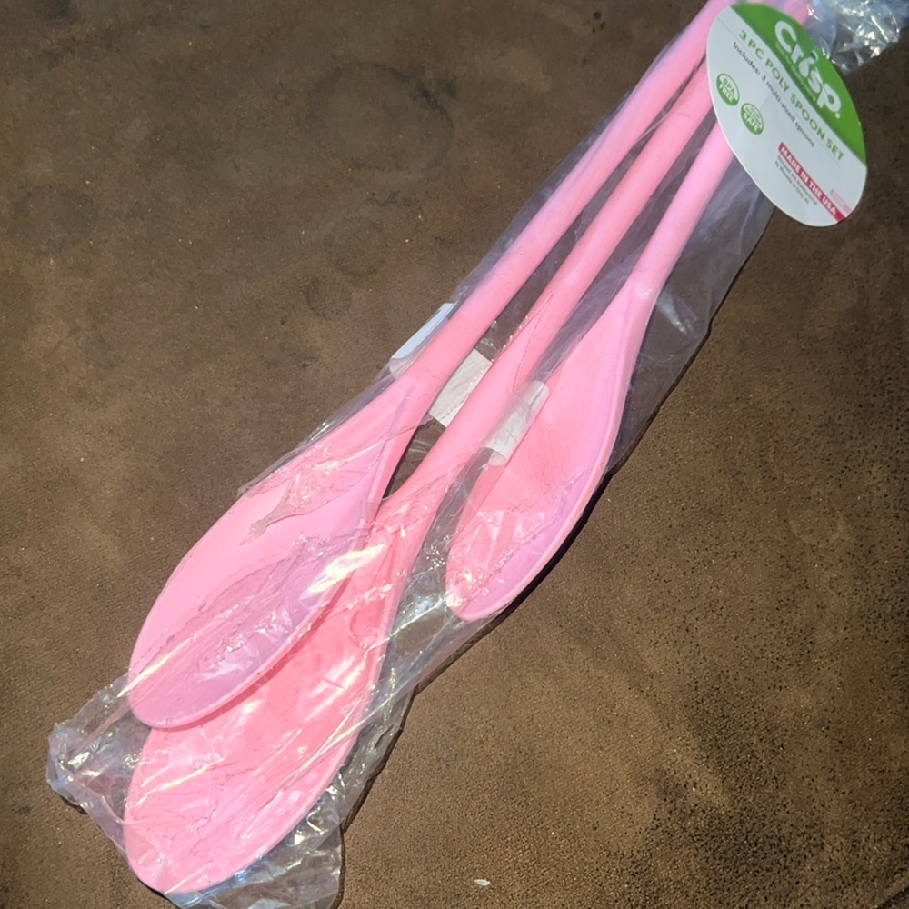 NWT Crisp 3-Pc Poly Spoon Set